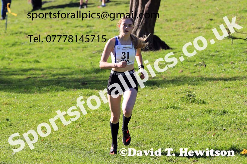 Womens under-17s and under-20s, 2022 NECAA Cross Country Relays, Thornley Hall Farm, Peterlee, County Durham, October 15th. Photo: David T. Hewitson/Sports for All Pics